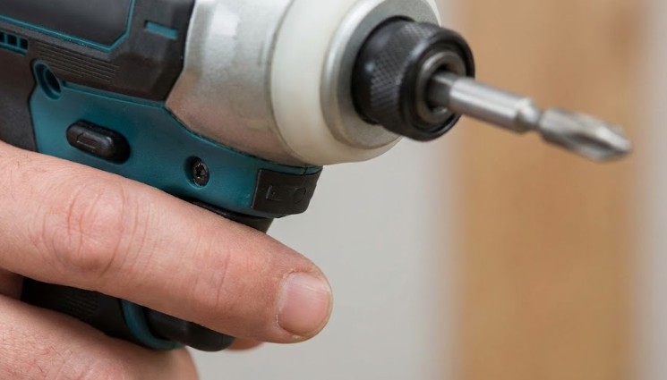 トリガーのレスポンスと遅延に関する注意点