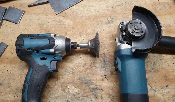 専用グラインダーとアタッチメント比較