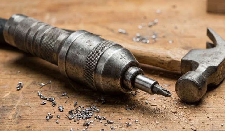 550円の手動打撃ドライバーこそが本物