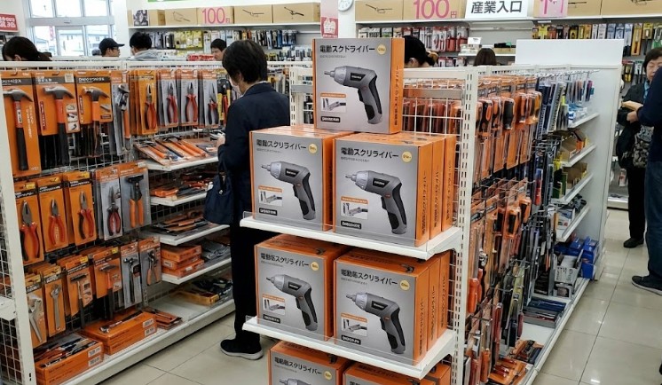 ダイソーのインパクトドライバー売り場を調査