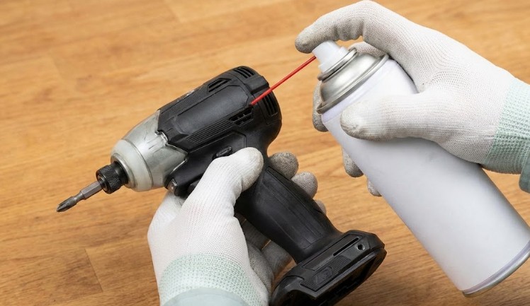 樹脂パーツには無香性タイプを活用する