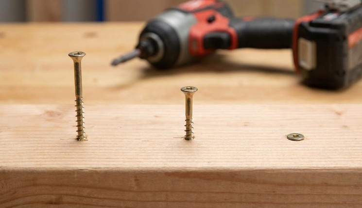 失敗を未然に防ぐ3段階のネジ締め手順