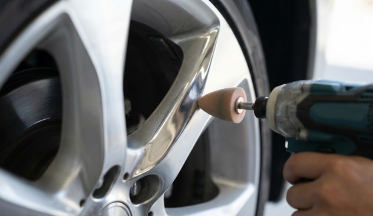 アルミホイールを鏡面仕上げにする磨き方