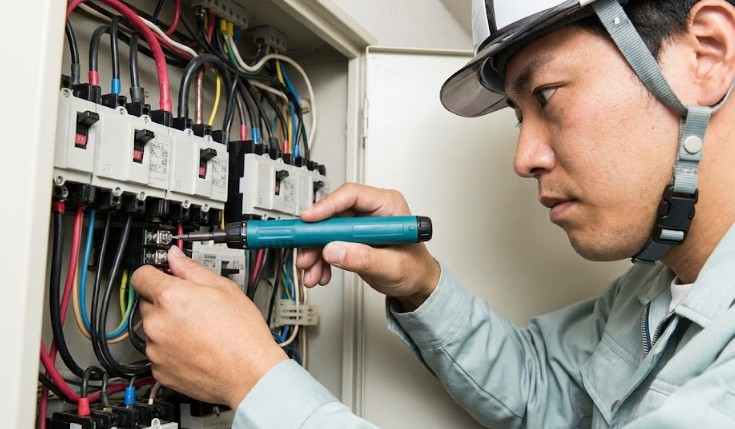 電気工事や精密機器の修理における具体的な活用例