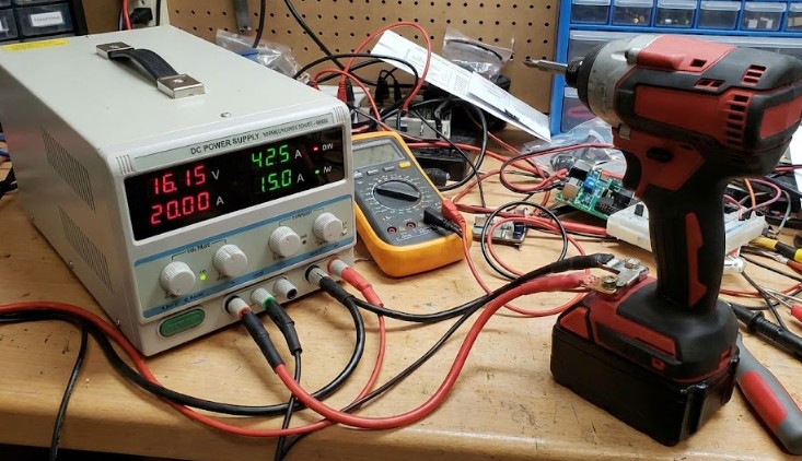 直流安定化電源を用いた自作AC駆動の技術的課題