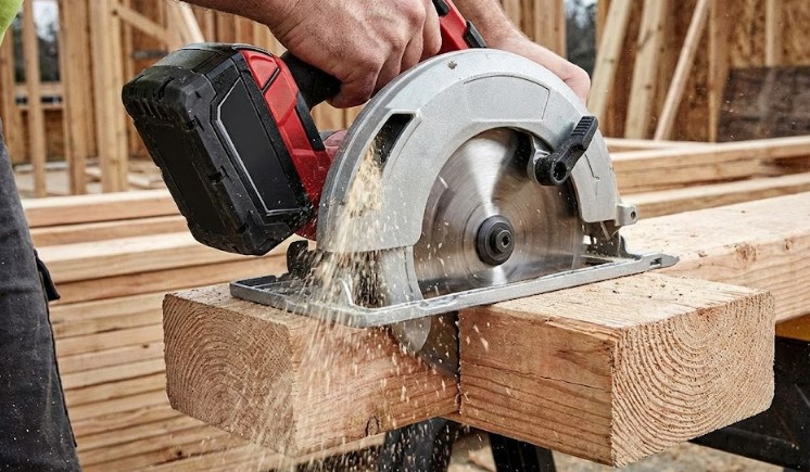 丸ノコやクリーナーなど高負荷ツールの推奨容量